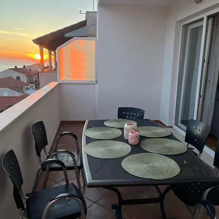 Val Apartment