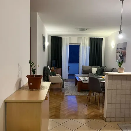 Val Apartment